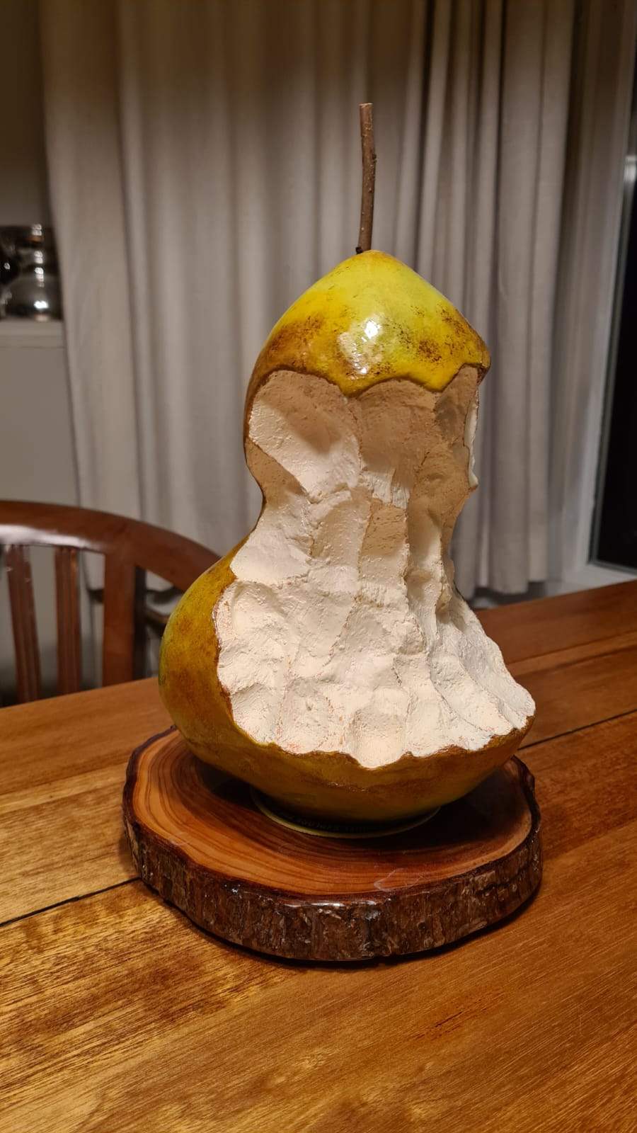 beeld van peer afgekloven